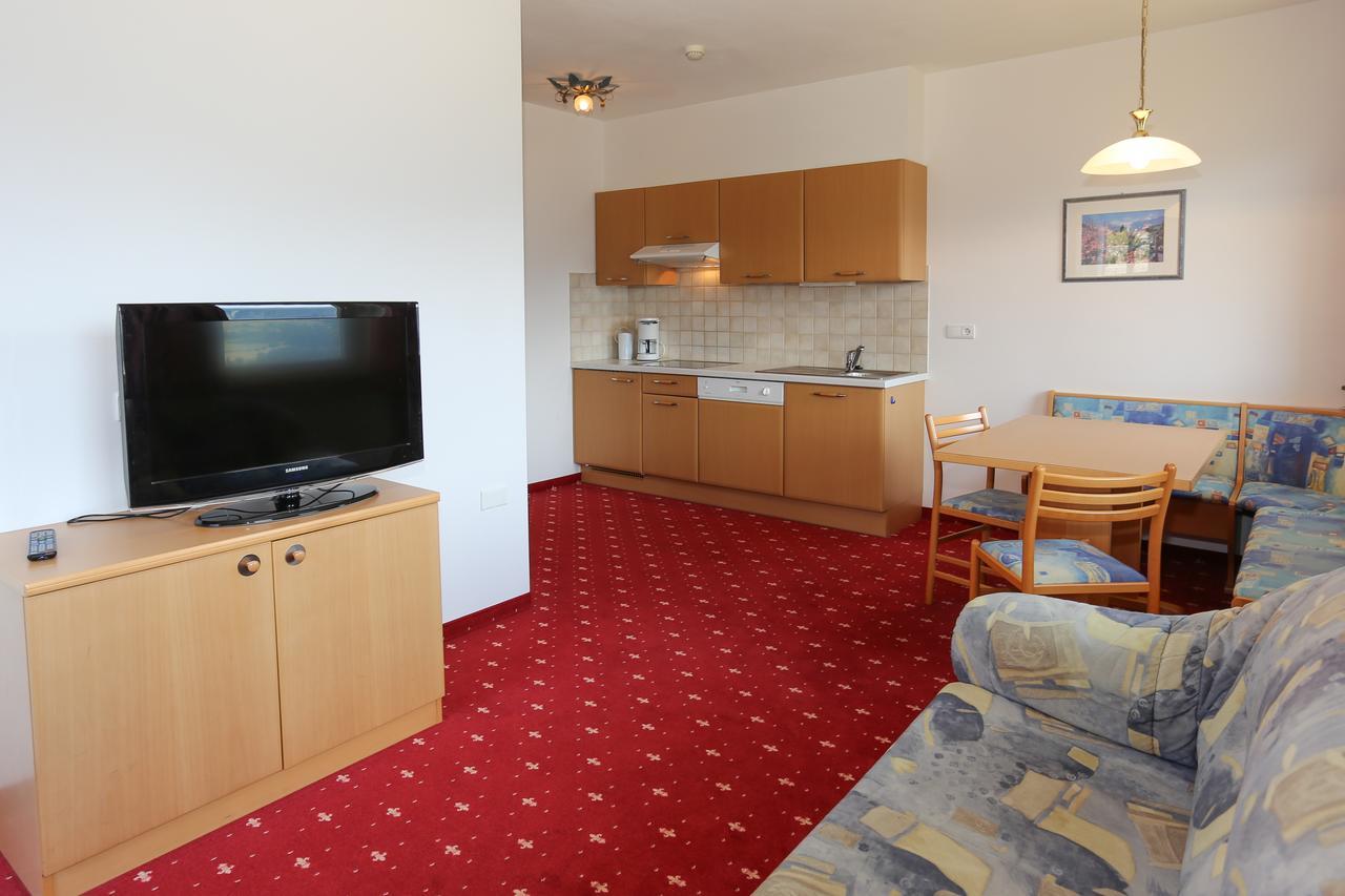 Hotel & Residence Egger ヴィッランドロ エクステリア 写真