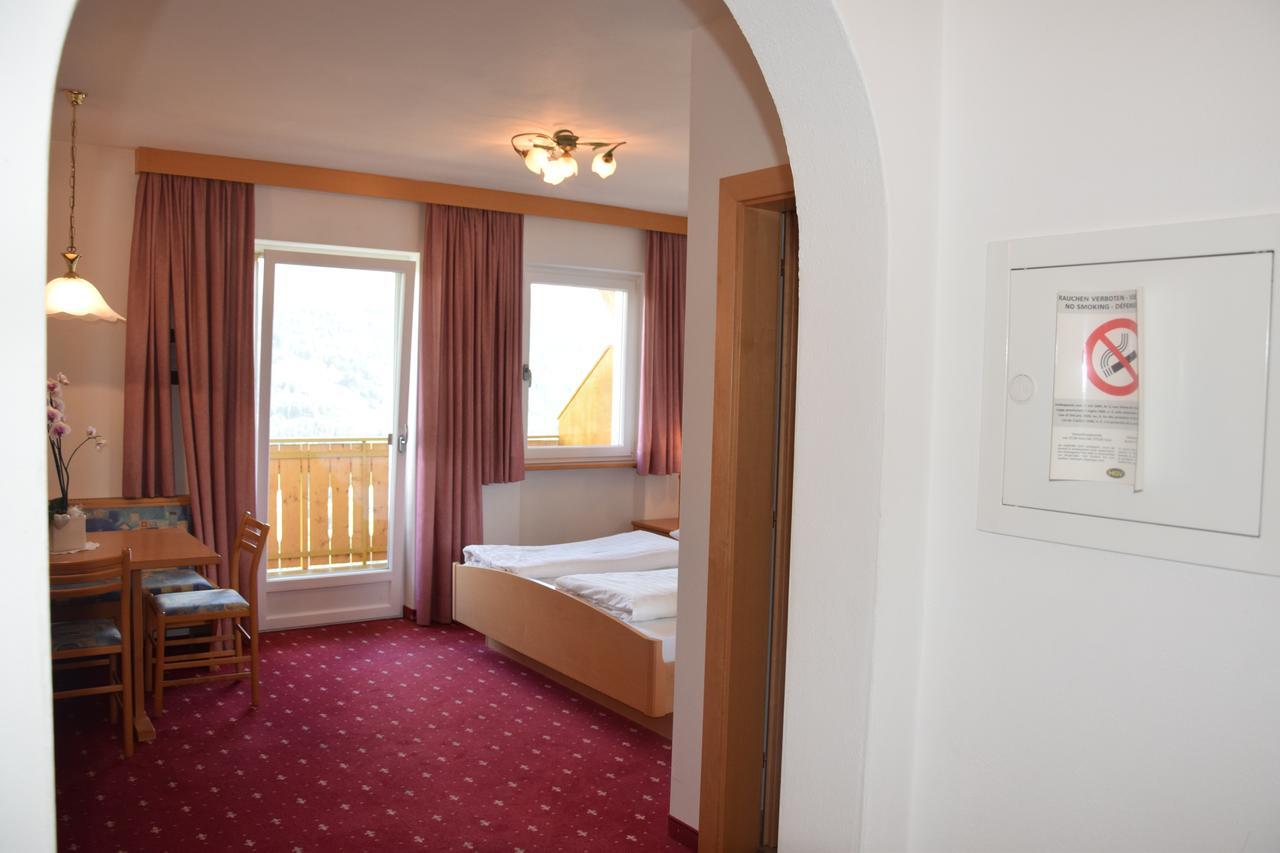Hotel & Residence Egger ヴィッランドロ エクステリア 写真